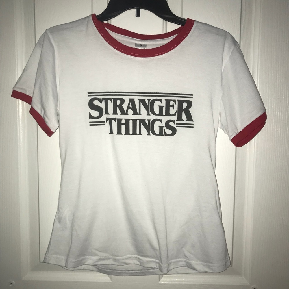 ❣️STRANGER THINGS RINGER CROP T SHIRT❣️